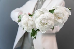 Dar ce-ar fi să ne exprimăm recunostința față de profesori prin respect? Și cam atât?